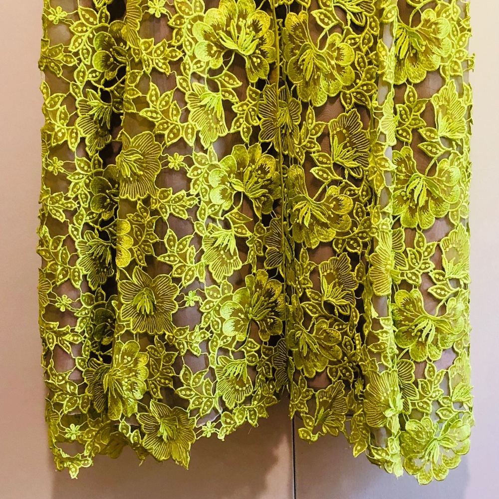 LELA ROSE**Guipure Lace Lime Dress**US 2 $1989 - Picture 11 of 14